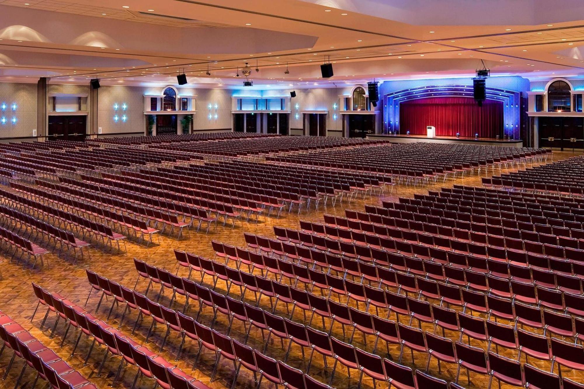 Sheraton Greensboro Exterior foto